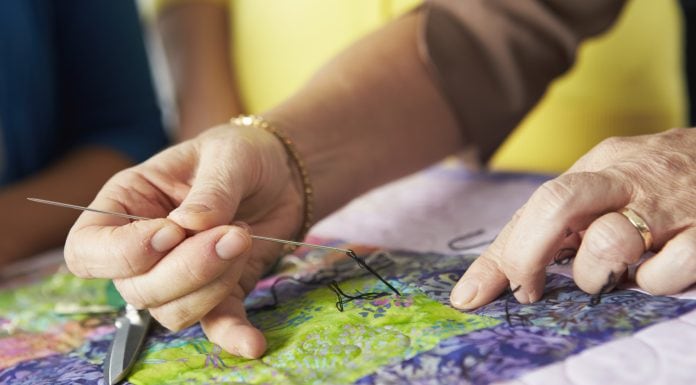 how to hand quilt